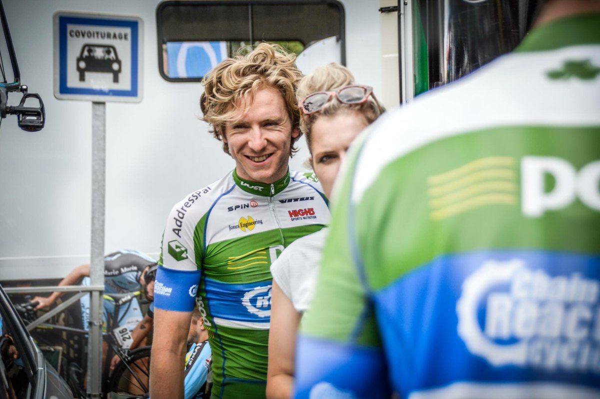 TheBreakAwayBel's tweet photo. Doing our bit to please the fans who have come out to watch the racing #TourAlsace 🇫🇷
#WeShareOurDream #AnPostCRC #procycling #spin11 https://t.co/2homwVoQPJ