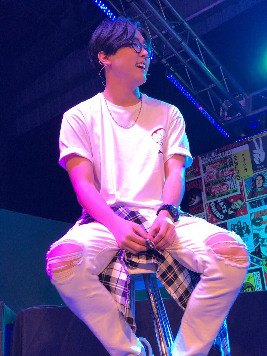 ¡<a href="/kenroVlogs/">Kenro</a> subió al escenario y explotó el Club En Vivo! #KPopFest