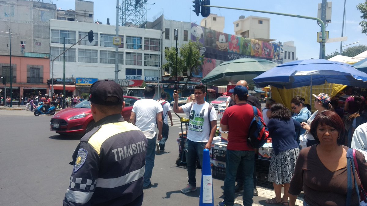 ciudatamx's tweet photo. Scouting sobre condiciones de caminabilidad y seguridad en entornos escolares previo a clases @ligapeatonal #ciudata #caminitodelaescuela https://t.co/Qnc4AQHEcW