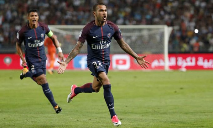 Ver imagem no Twitter Ver imagem no Twitter