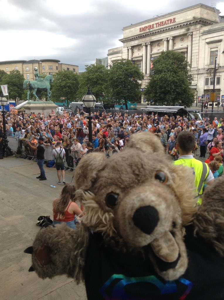 RainbowChorusLp's tweet photo. We had fun today! #LiverpoolPride #LiverpoolPride2017 https://t.co/5IlX7tBfn9