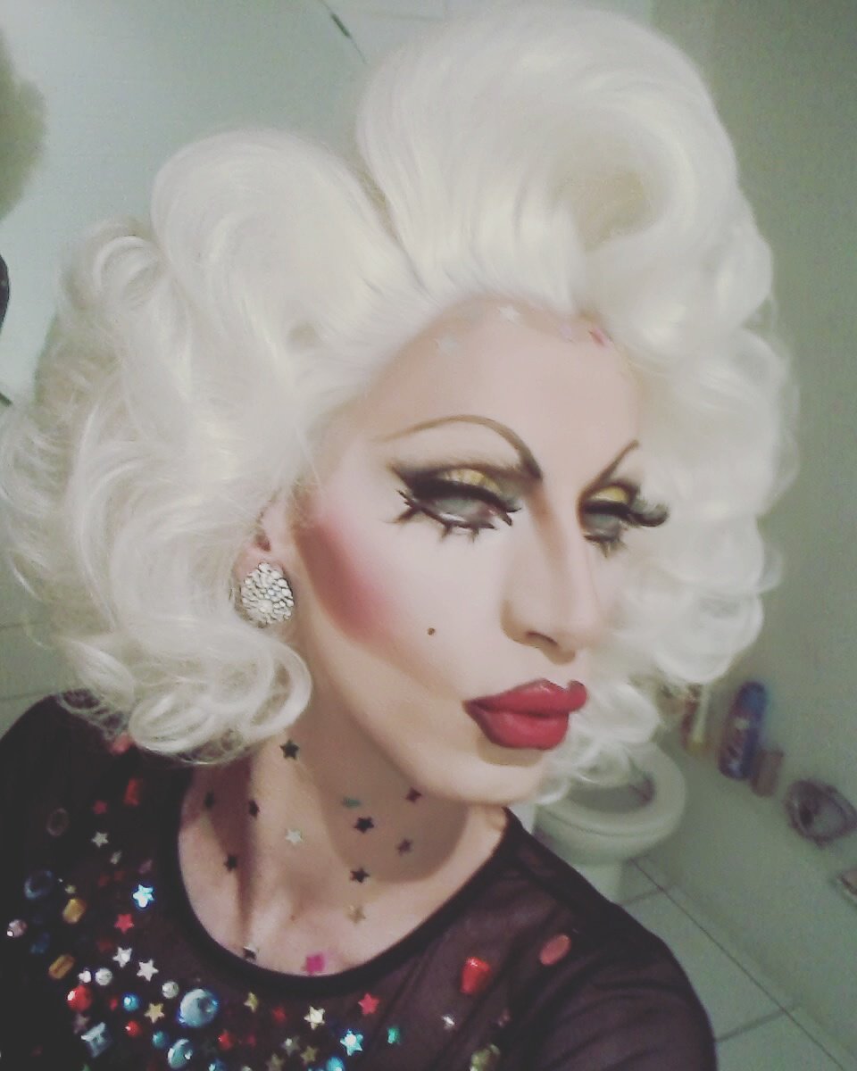 jpmakeupartist's tweet photo. Toilet girl selfie #LiverpoolPride2017 #LiverpoolPride #liverpool #navy bar https://t.co/q1TdQHO2ef