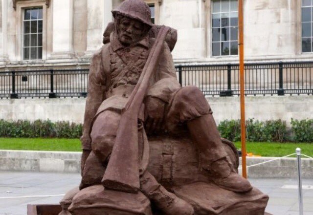 The Mud Soldier in Trafalgar Square commemorating #Passchendaele100 
Pics are two days apart - stark memorial