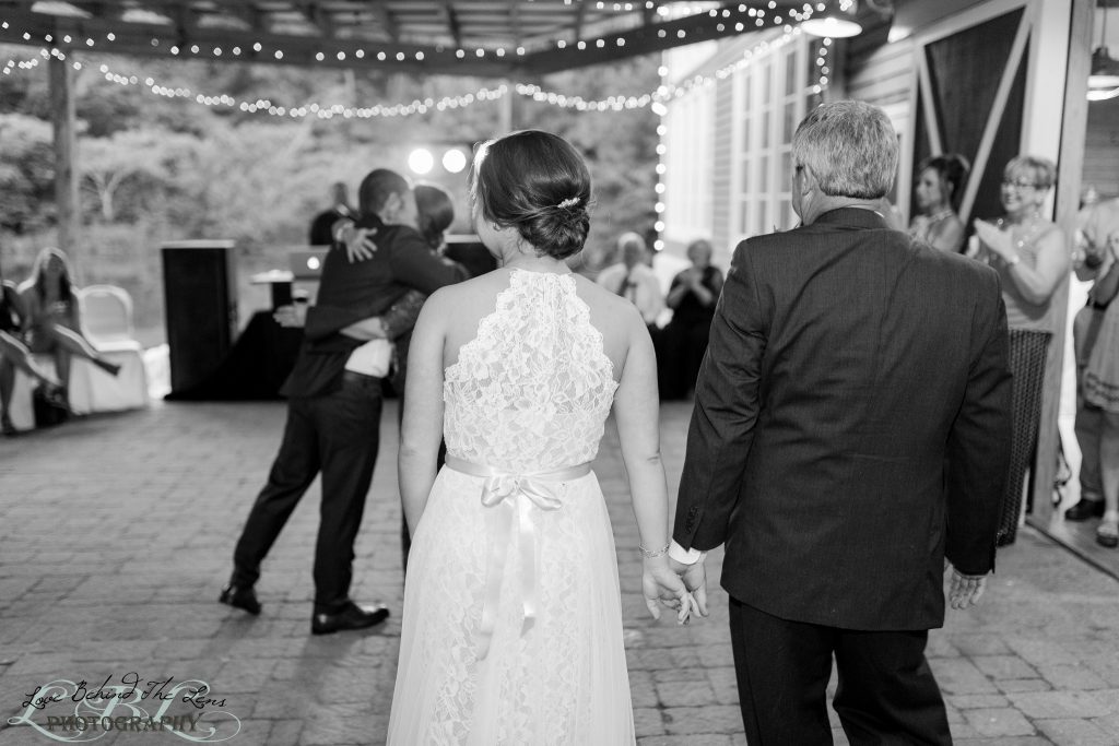 YLCMAL's tweet photo. We love the back of Kasey's dress! (photo courtesy of Love Behind the Lens) https://t.co/elCVFrTYzG
