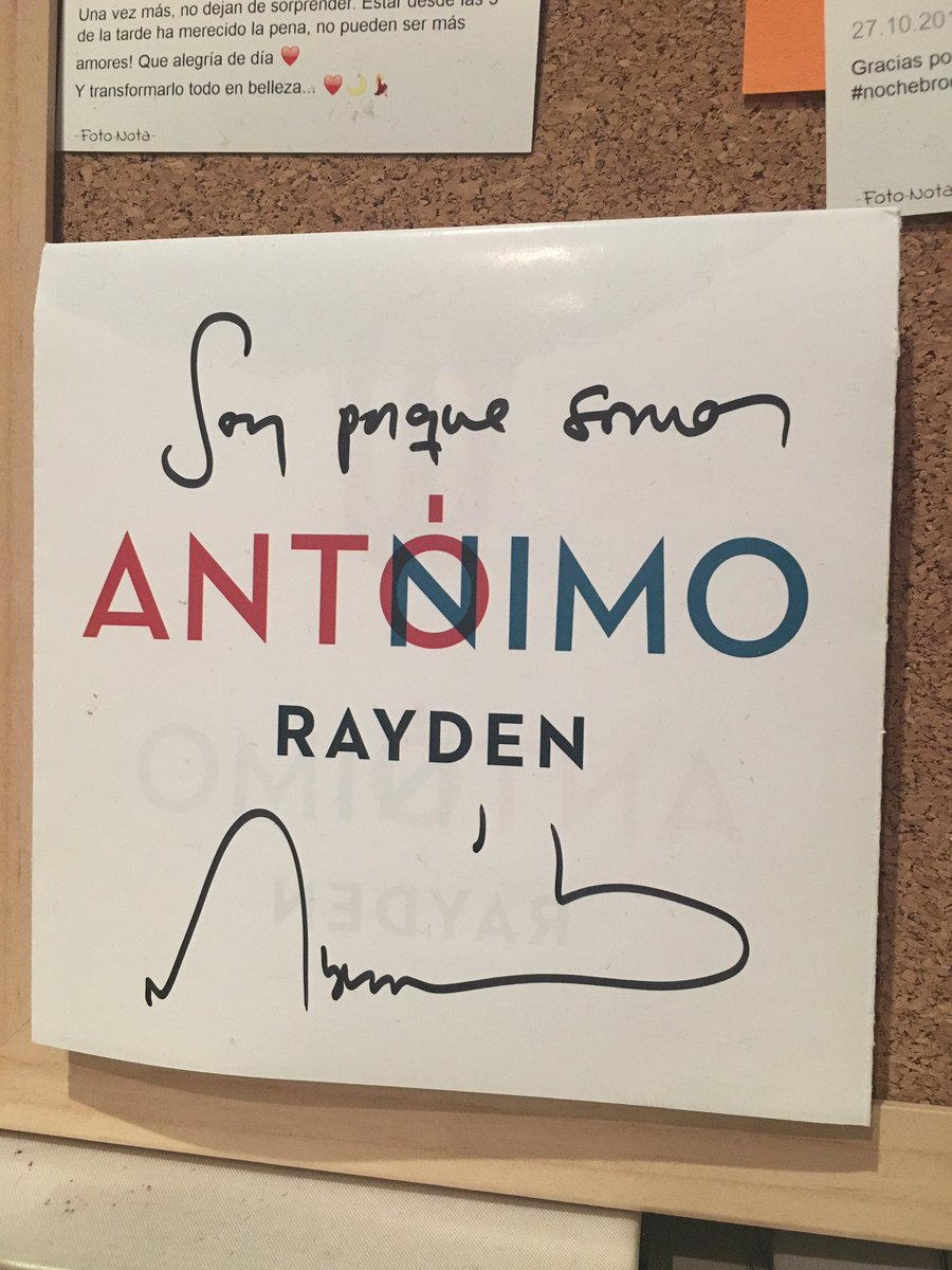 NeryKnopfler's tweet photo. Un año más, gracias por ponerle banda sonora a mis días y por llenarlo todo de luz siempre. Felicidades, @soyRayden #Davidad #porquesomossoy https://t.co/6m0WLqNl7u