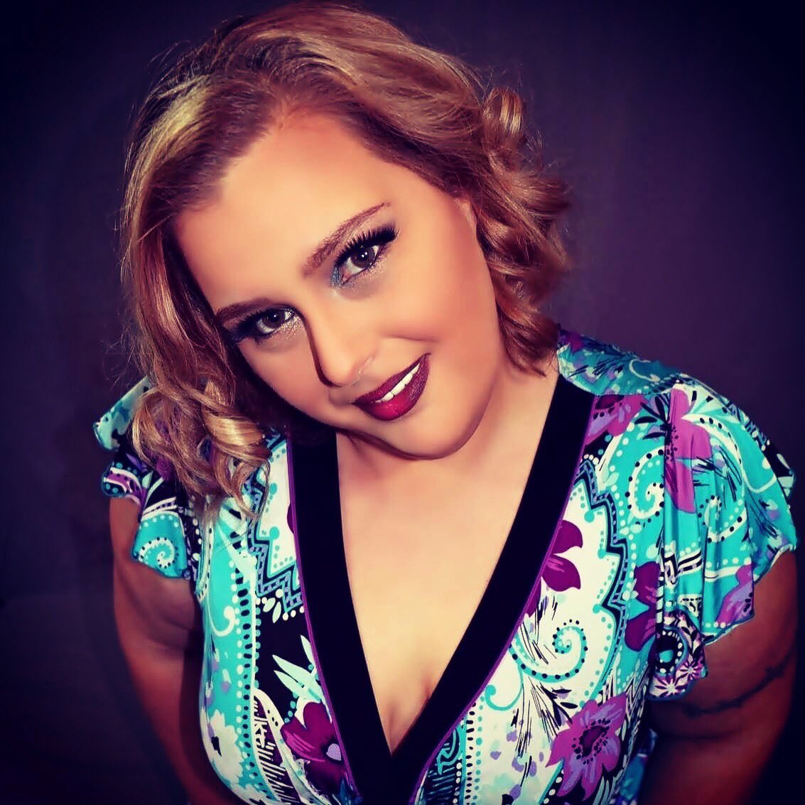 ArewaOkan's tweet photo. #plussizemodelingagencies #curvyboutique #plussizefashions#motivationalspeaker#RadioandBrandSpokeperson#Photographers #castingmodel https://t.co/I7iK3apaql