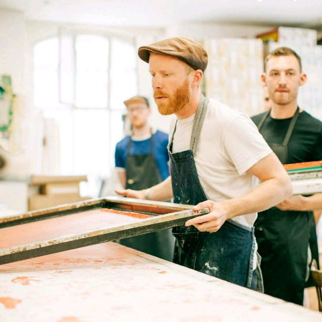 DanHeathStudio's tweet photo. We are now offering shorter 2 hour #experiences on Airbnb. Come and see how we make our hand #crafted  #wallpaper. https://t.co/OJX67wcaby https://t.co/h9EMEcujqx