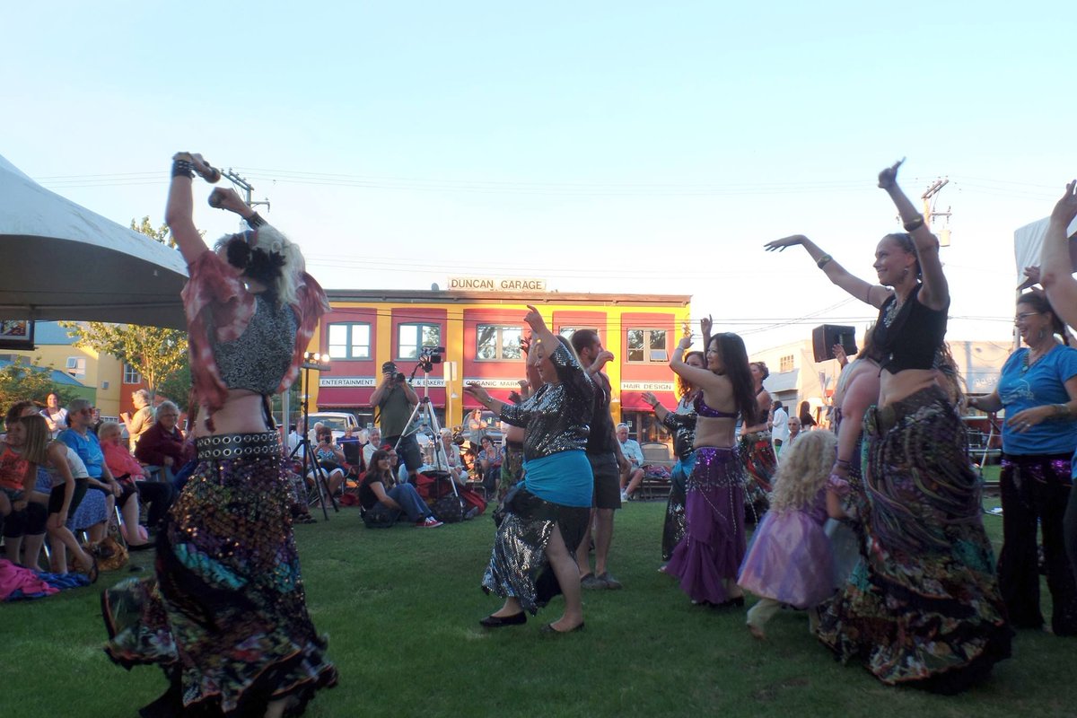 CFSOrganicFood's tweet photo. Belly Dancing Extravaganza is happening at the #39DaysofJuly today at 6pm! Grab your people and feel your spirits lift! #timetodance https://t.co/FdqXIILso8