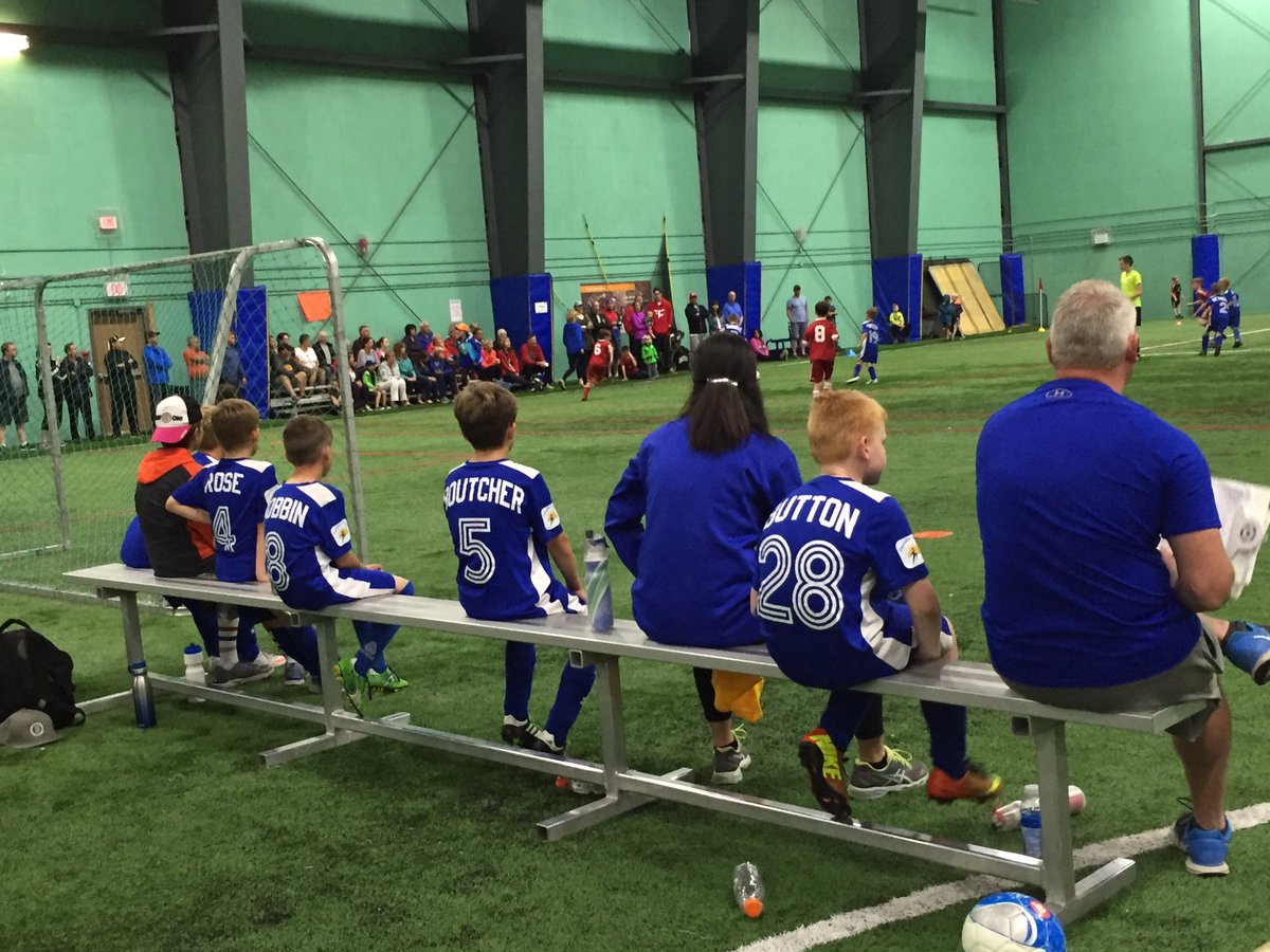 coreenmacneil's tweet photo. #sunsplashsoccer playoff action in full force. Go Paradise! @PYSAInfo β½οΈ #soccermom #lotsoffans https://t.co/4Owz0Vmeiu