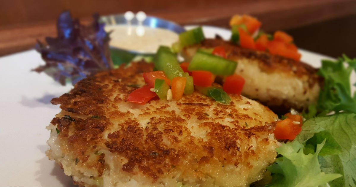 CarlyleGrill's tweet photo. For #starters, try our Jumbo Lump Crabcakes - With dijon mustard sauce https://t.co/HQX5bHBJh9