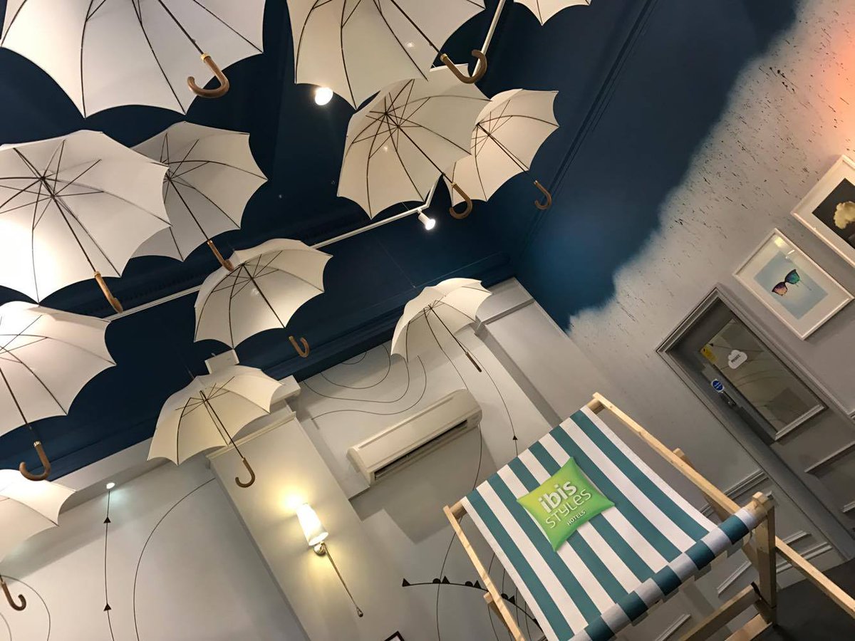 TravellingTom's tweet photo. I never thought that an @ibishotelsuk hotel would make a great concert venue, until Wednesday night... https://t.co/Mt6mNFQmxZ #ibisLates https://t.co/g1tezt5UtI