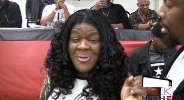 bIastforme's tweet photo. @NICKIMINAJ Waiting for NM4? #BtchIMightBe https://t.co/LOPLubQRZc