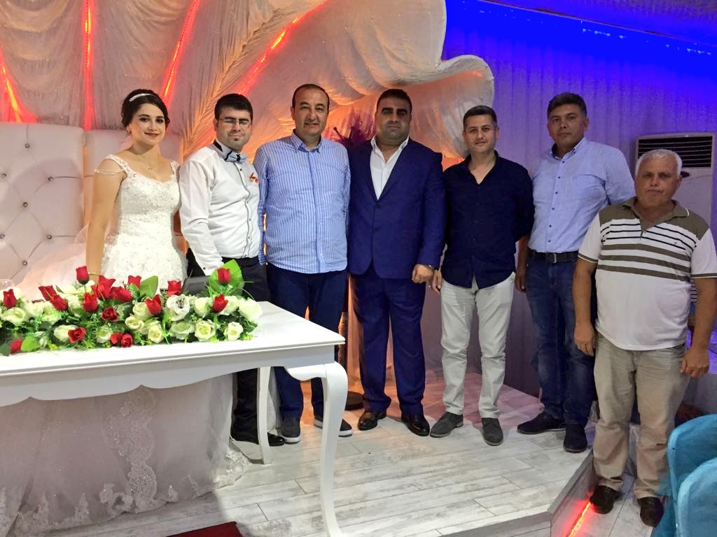 Alemdarozturk's tweet photo. Ayşe Gezici &amp; Erhan Bayrak
Çiftine Cenabı Allah'tan ömür boyu mutluluklar nasip etmesini diliyorum.
Hayırlı olsun. https://t.co/AddYtO2KlJ