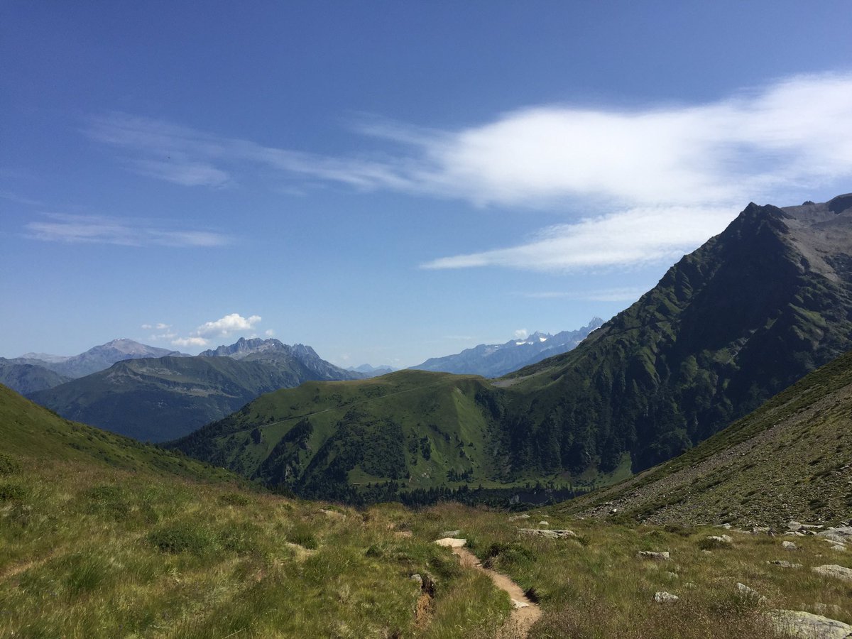 HicklingAM's tweet image. Completed stage 1 of the #tourdumontblanc #itrained #ithailed #itwasamazing!