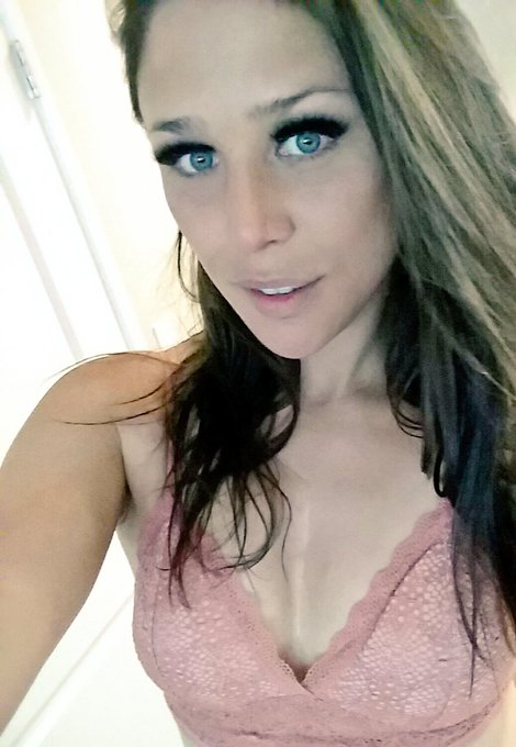 Xoxo https://t.co/loUifPrWul<a href="/tag/love"class="tags"><span>&#35;love</span></a><a href="/tag/peace"class="tags"><span>&#35;peace</span></a><a href="/tag/jailbirdies"class="tags"><span>&#35;jailbirdies</span></a>