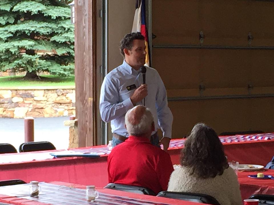Everett4Colo's tweet photo. It's a great weekend to be a CO Republican! Saturday - Boulder, Summit, Larimer. Today - Park, Jefferson, CCRW. Let's #TakeBackCO..together! https://t.co/kQhB8yPEQ6