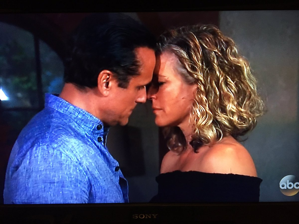 NDH_CarolinaGrl's tweet photo. #CarSonSunday 
#CarSon #GH 
My favorite couple of all time! No one can touch them🔥❤️😍! #Soulmates #YearsandYearsofLove #NeverOver #LoveWins https://t.co/gMhlDStXfP