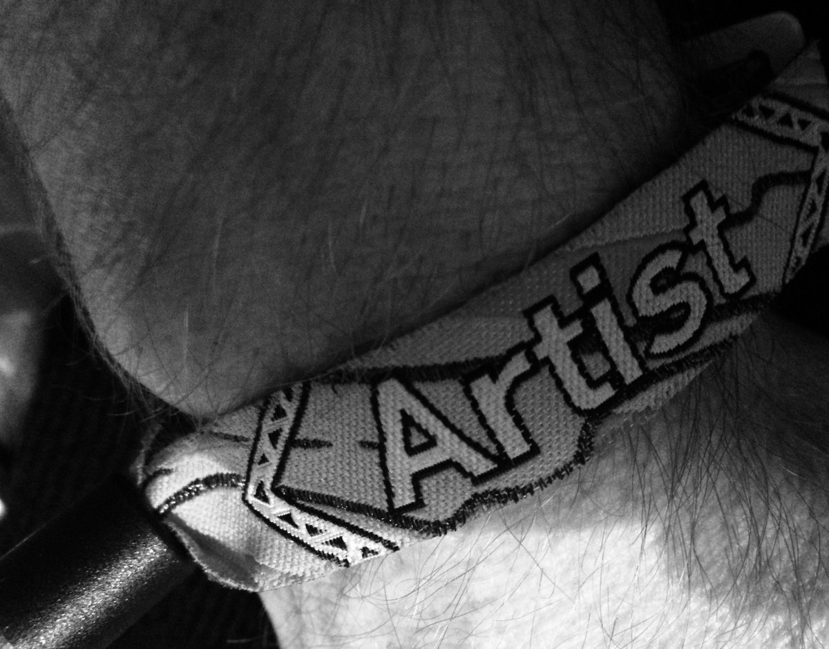Amazing feeling. <a href="/GraceHinks/">Grace Hinks</a> &amp; <a href="/GS_music_media/">Graham Sampson Music</a> received the SAME <a href="/StandonCalling/">Standon Calling</a> wristband as <a href="/numanofficial/">Gary Numan</a> ...ARTIST #humbled #honoured