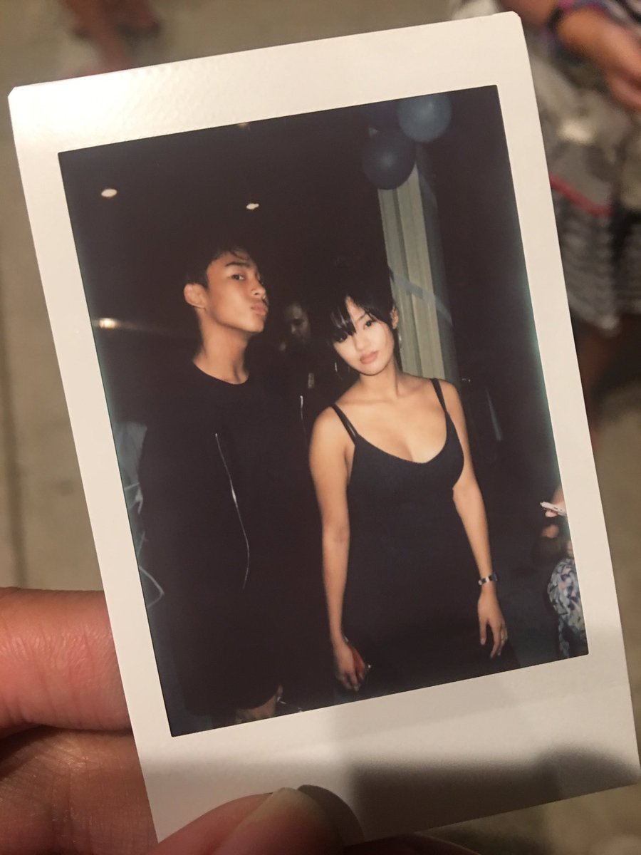 alannaleigh_t's tweet image. IM DEAD HAHAH #proeditor