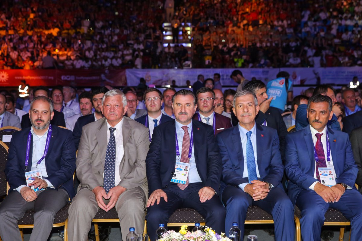 Deaflympics2017's tweet photo. The closing of #Deaflympics2017 took place with magnificent talks and spectacular dance performances. https://t.co/GRFkO5eOb8