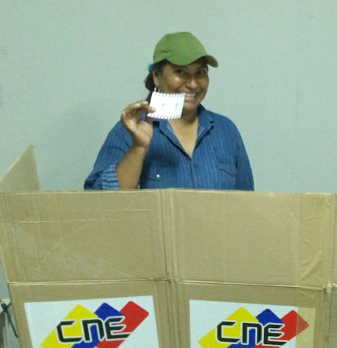 yaritzadelta's tweet photo. Ejerciendo el Voto porque la Constituyente Si Va https://t.co/htQ9IPrSBz