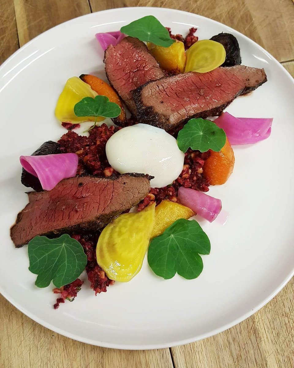 rumourtotnes's tweet photo. Roasted Dartmoor venison, beetroot &amp; hazels, carrot, 63° egg #rumourtotnes #rumourwinebar #TorbayHour #restaurant #venison #dartmoor https://t.co/hAKHrABN0z