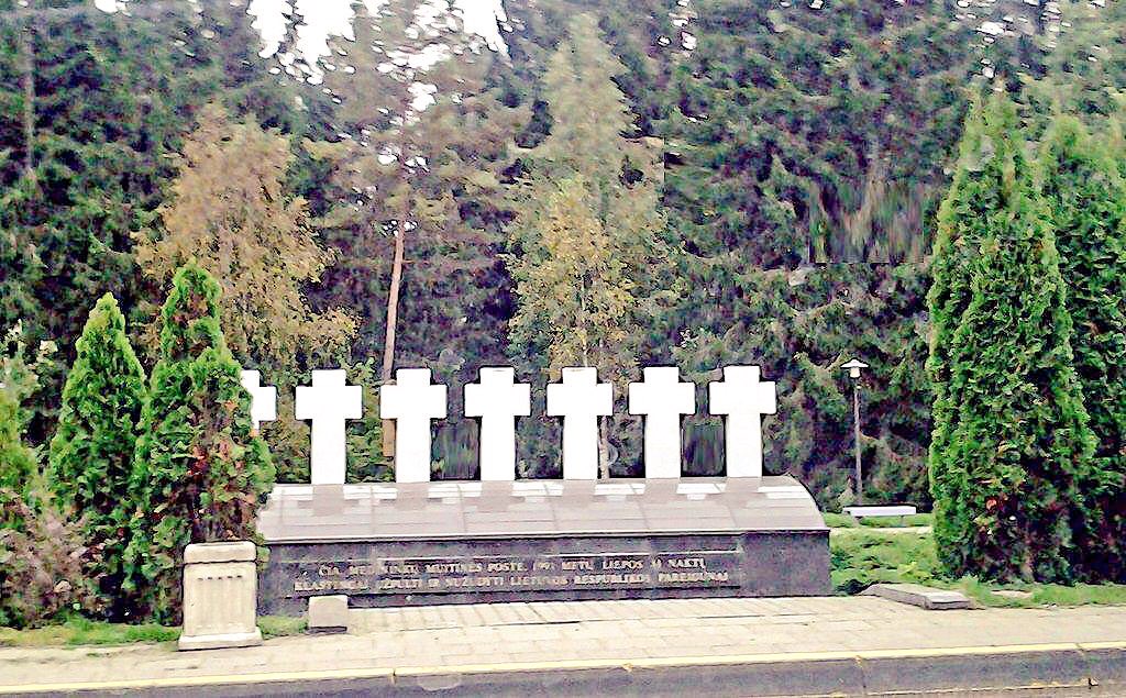 Monument to seven customs officers of #Lithuania, killed on #ThisDayInHistory, 1991, in Medininkai by #Soviet OMON