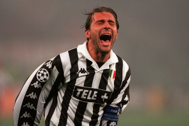 Happy birthday to Juventus legend Antonio Conte, who turns 48 today. 

Games: 419
Goals: 44 : 12 
