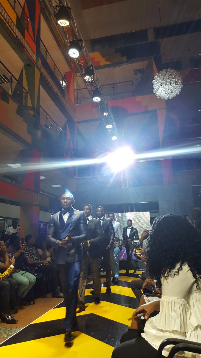 ivyprosper's tweet photo. #MBAFF who in the production team thought this bright light was good? All #photographers were vexed. Right into the iris @africanfashionfest https://t.co/eBgnxAPzBH