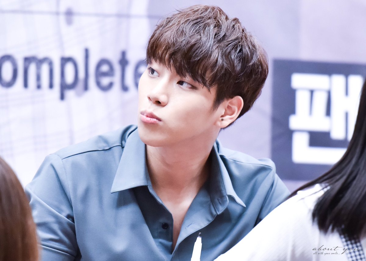 about_youjin's tweet photo. 2017.07.30 여의도팬싸 
 #유진 #youjin #유찌모찌 
#크나큰 #KNK #비 #Rain 
@KNKOfficialYNB https://t.co/9jqCl7RsDm