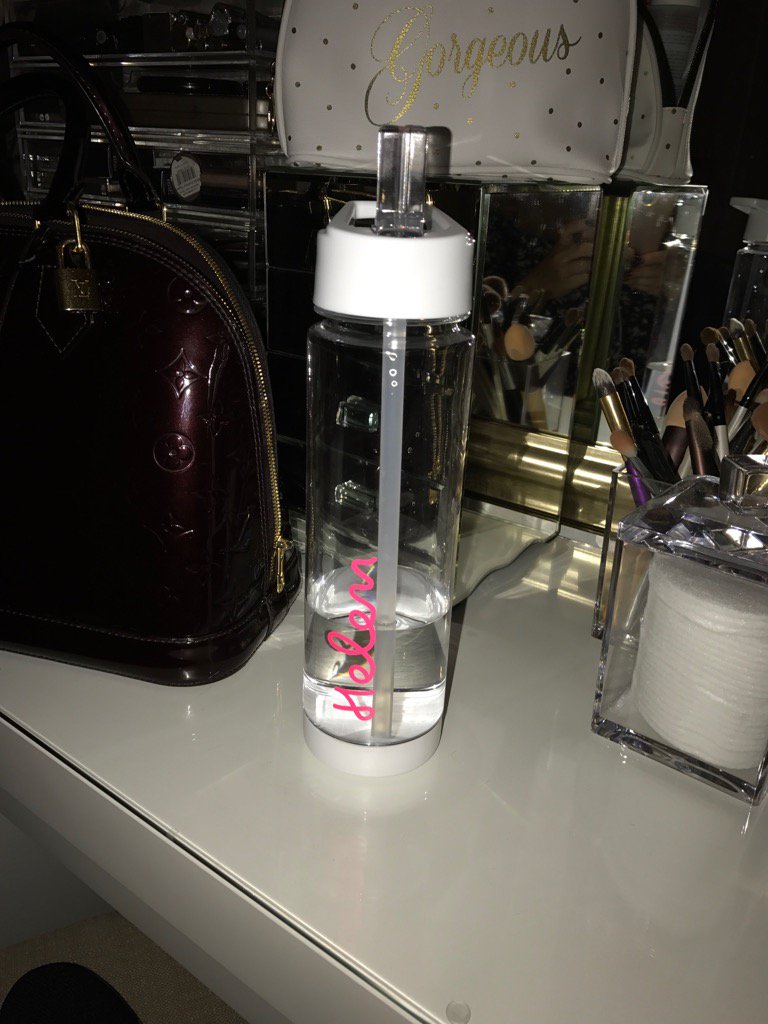 Thanks #loveisland 💛 for my personalised water bottle 💣