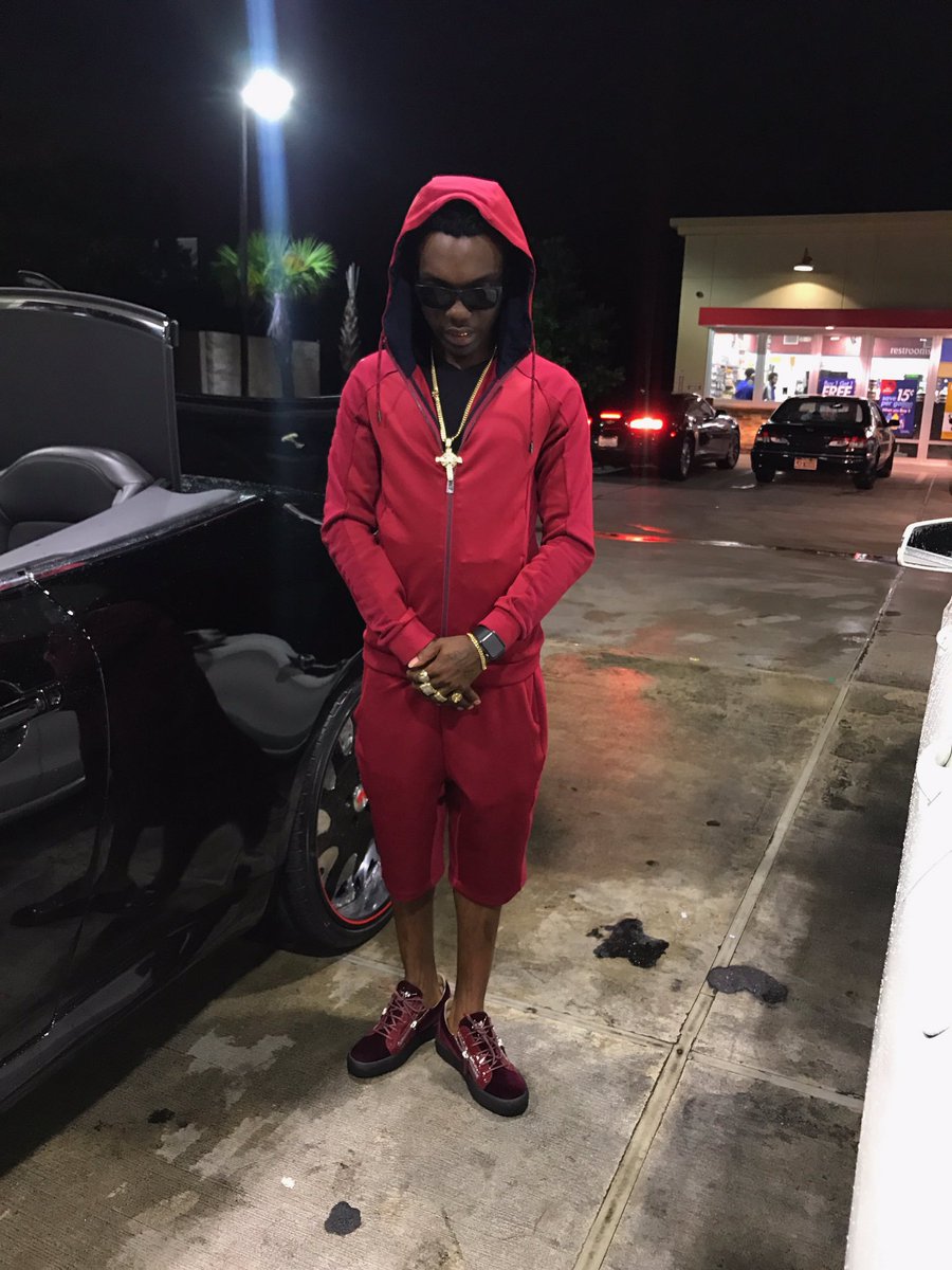 bobbyfishscale's tweet photo. I GIVE NIGGAS HOPE DEY REMEMBER WHEN I WAS BROKE๐ฏ๐ช๐ฟ๐ ๐๐#stilltrapn #RIPWEBB https://t.co/UgZFzCzaO0