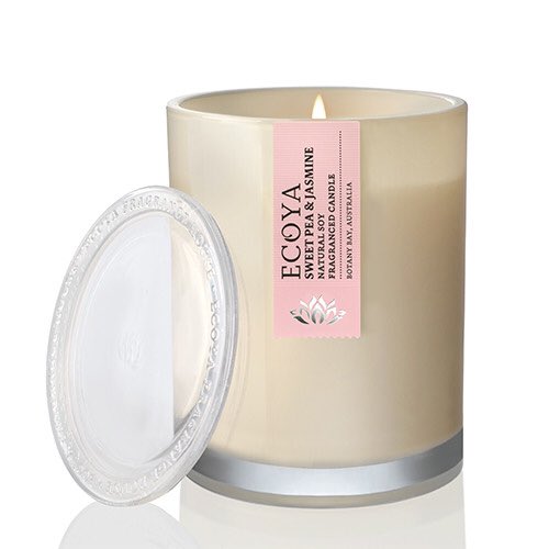 LifeAndStyle01's tweet photo. Ecoya Metro 'Sweet Pea & Jasmine' soy wax candle (RRP £32) £27 @ https://t.co/298eFQd8DQ #lifeandstyle #hygge #healing #essentialoils #ecoya https://t.co/LVOuNifCl5