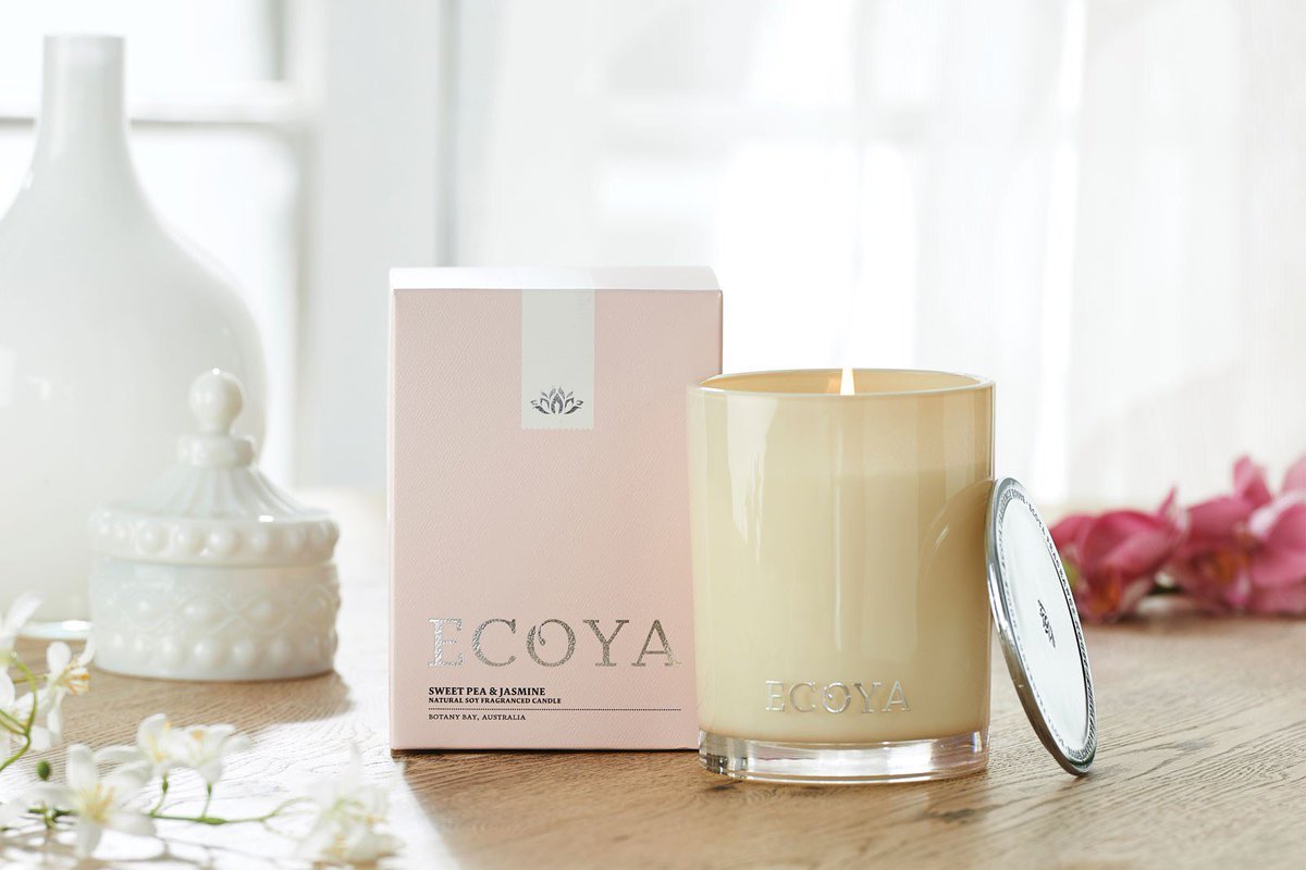 LifeAndStyle01's tweet photo. Ecoya Metro 'Sweet Pea & Jasmine' soy wax candle (RRP £32) £27 @ https://t.co/298eFQd8DQ #lifeandstyle #hygge #healing #essentialoils #ecoya https://t.co/LVOuNifCl5