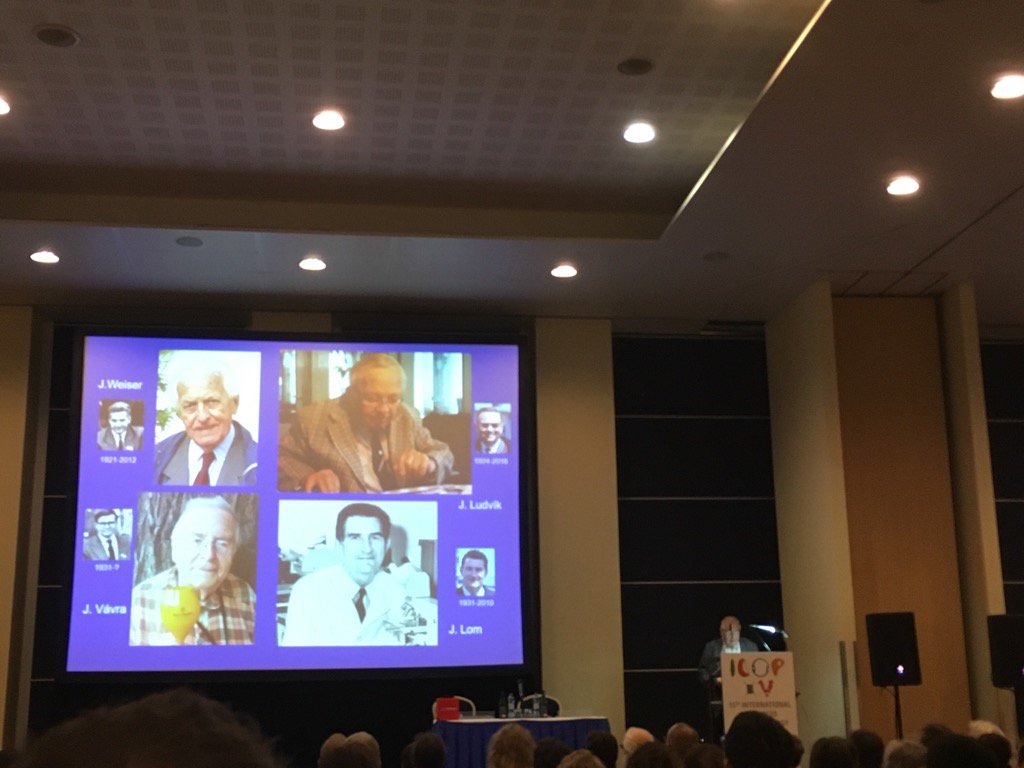 ADTsaousis's tweet photo. Jiri Vavra opens the #ICOP17 meeting with a journey to the past, introducing as to the fist ever protist meeting https://t.co/QtbPghjSxB