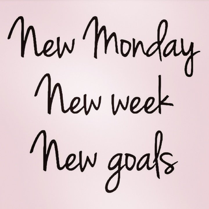 craftingseaside's tweet photo. #MondayMotivation https://t.co/26MKgIwvAM