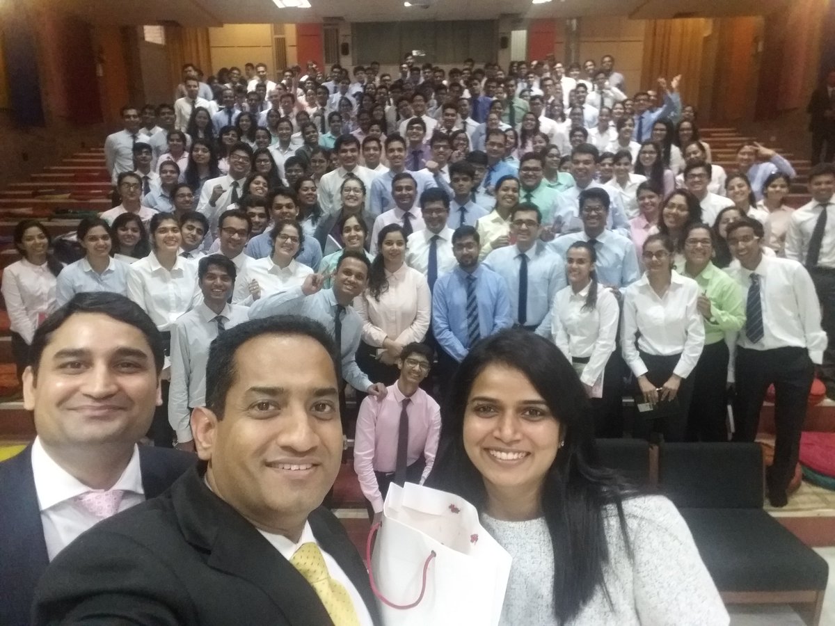 Gr8 to interact wid the creative minds of <a href="/MICA_Ahmedabad/">MICA</a> to launch <a href="/YESBANK/">YES BANK</a> #TransformationSeries2017 India's largest case study challenge.