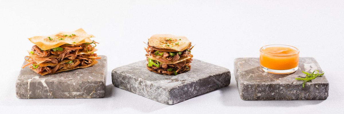 Conserviers24's tweet photo. #Recette de mille feuille de confit de #canard du #Périgord accompagné de son ketchup de Melon 🤤🍴 > https://t.co/AZrBmkCQb2
📸 by @NRPHOTO_PX https://t.co/IlVGf6bDq6