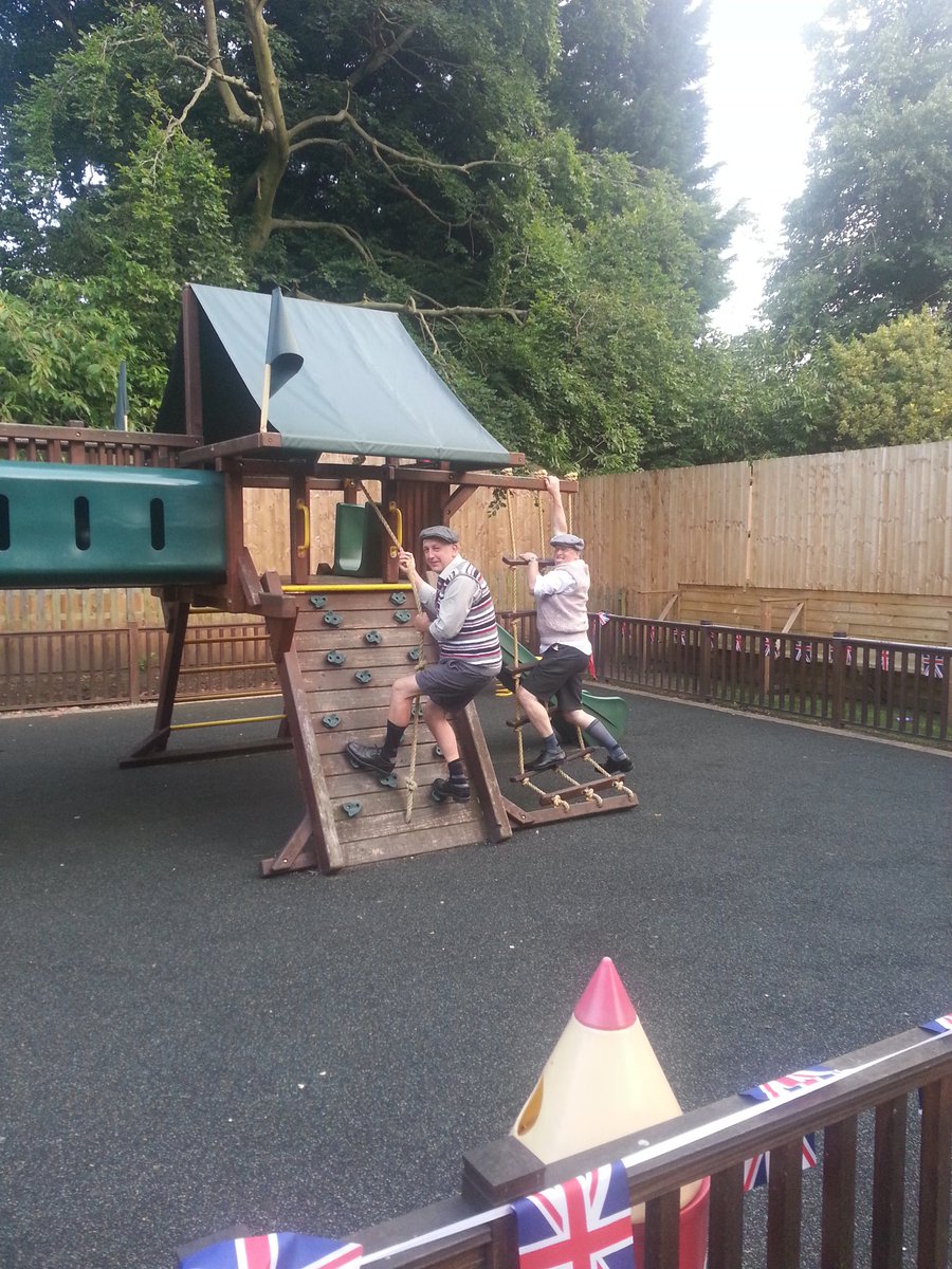 Having a bit of fun with my mate Garry at Woodhall Spa 1940s Festival. #1940s # Homefront #Events