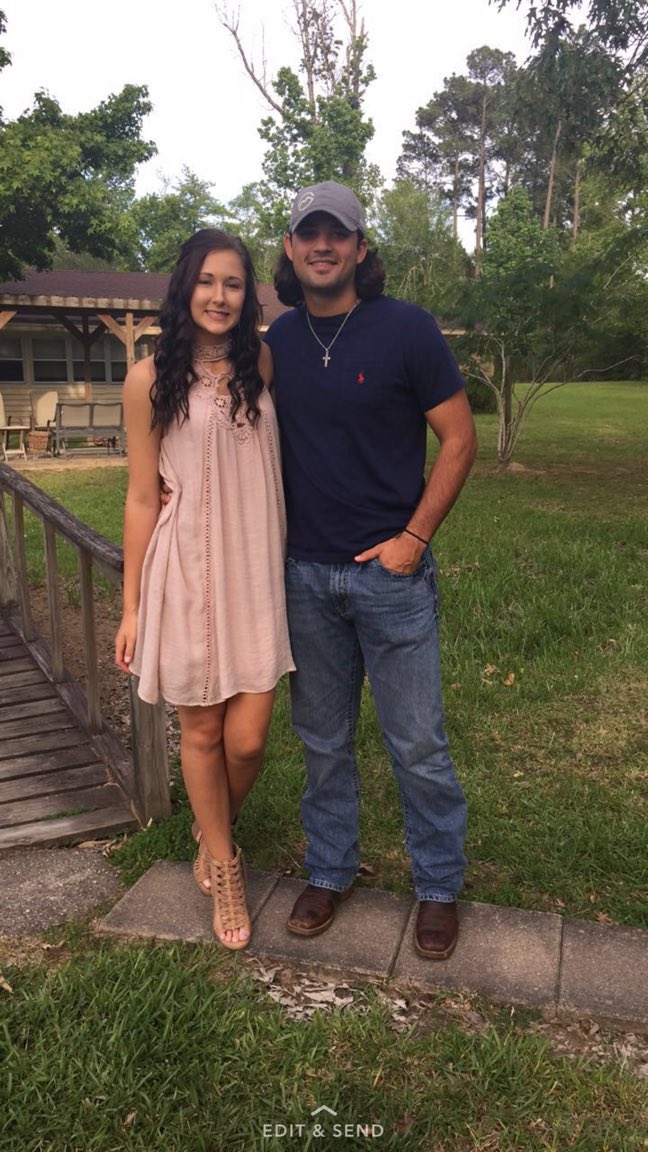 koltenmac15's tweet photo. Life with you makes perfect sense.❤️ @cassie_colvin https://t.co/74HyoFeVnB