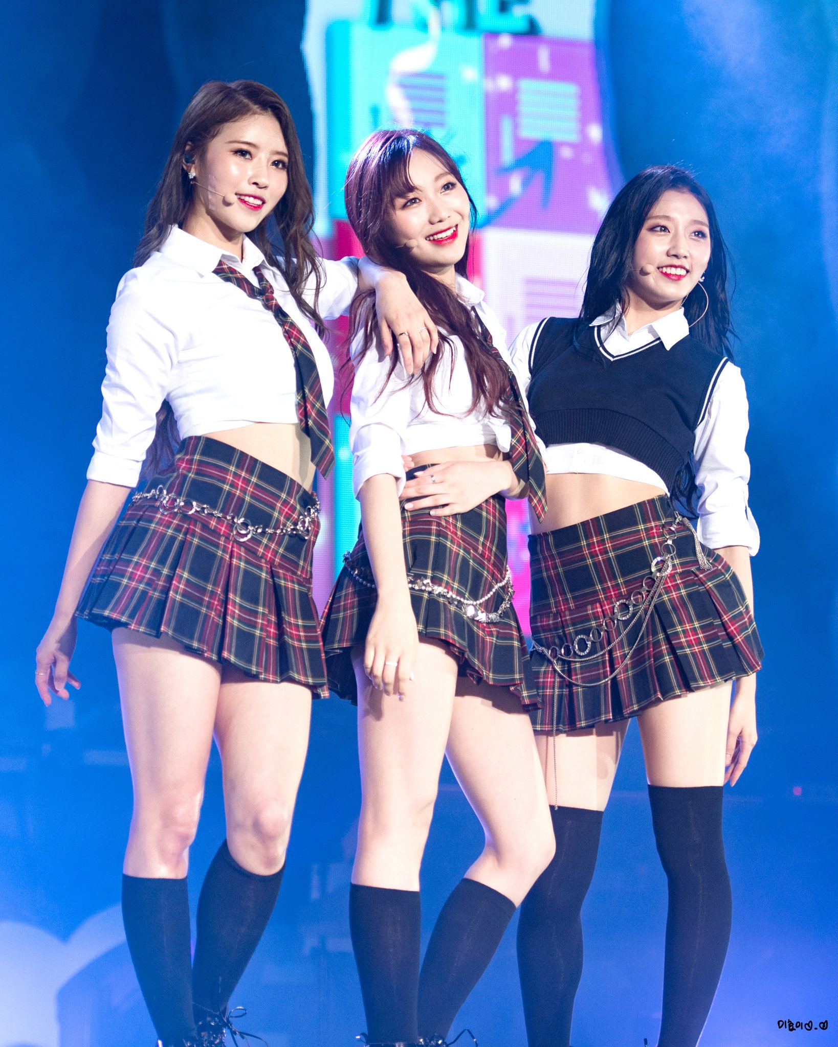 DGCC1D7VYAALCsF.jpg:orig