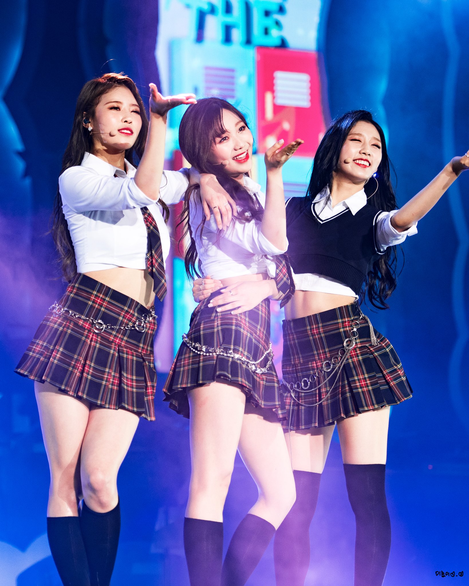 DGCC3mlUQAIK2R3.jpg:orig