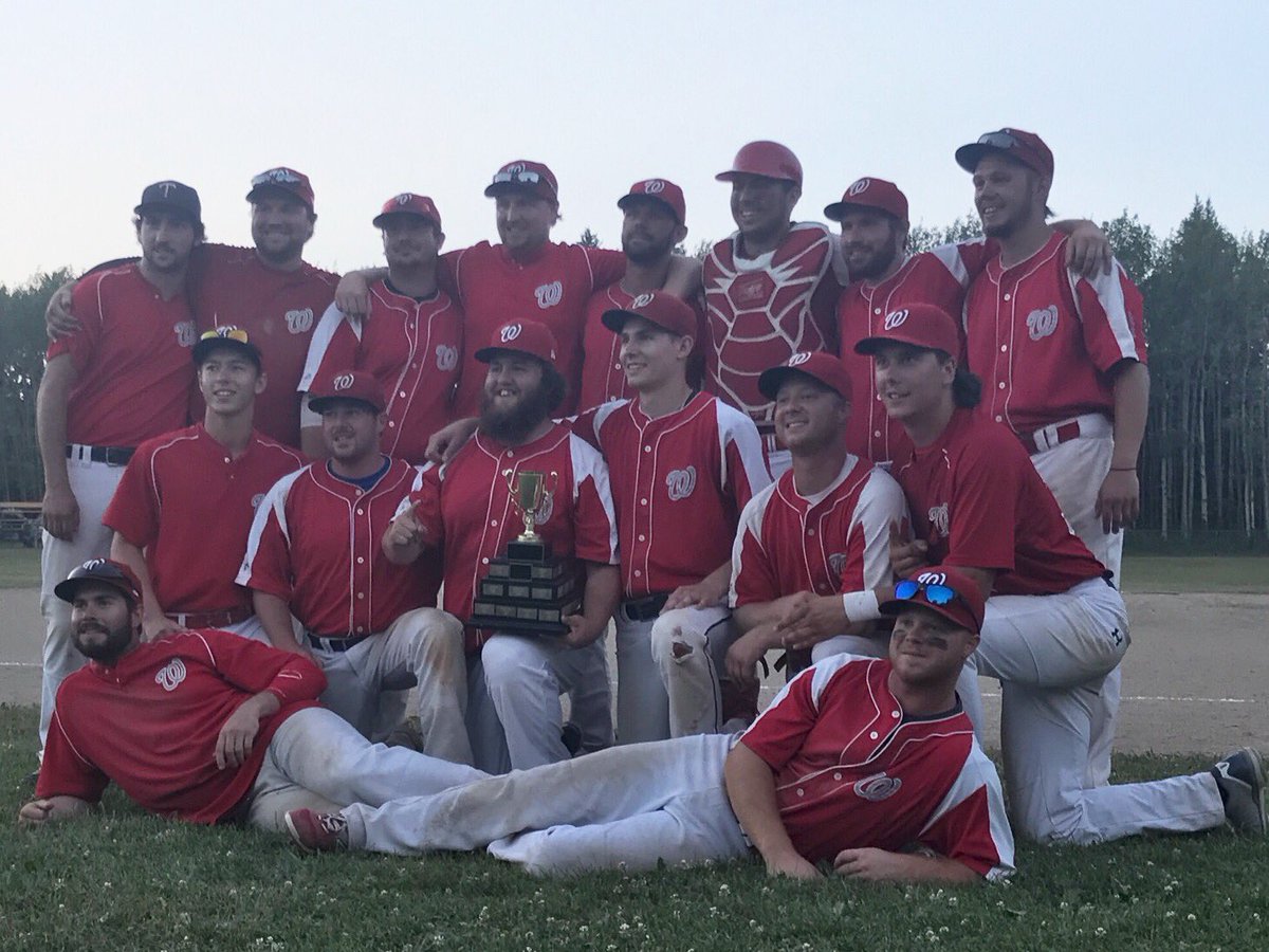 DiscoverEstevan's tweet photo. The @TowerWolves are the 2017 Harbourne Memorial Champions. Defeat @DaOxbowChiefs 6-5 in thrilling Final. Recap/Reaction tomorrow #Saskota https://t.co/u7nxARxOfa