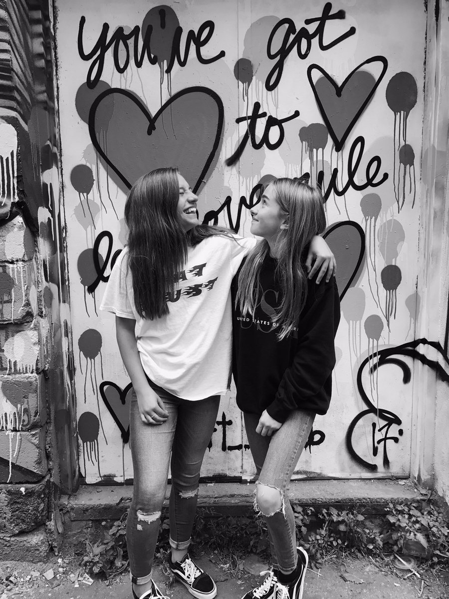 LaurenOrlando's tweet photo. i like me better when i'm with you 💫 https://t.co/RyxzaVLXdu