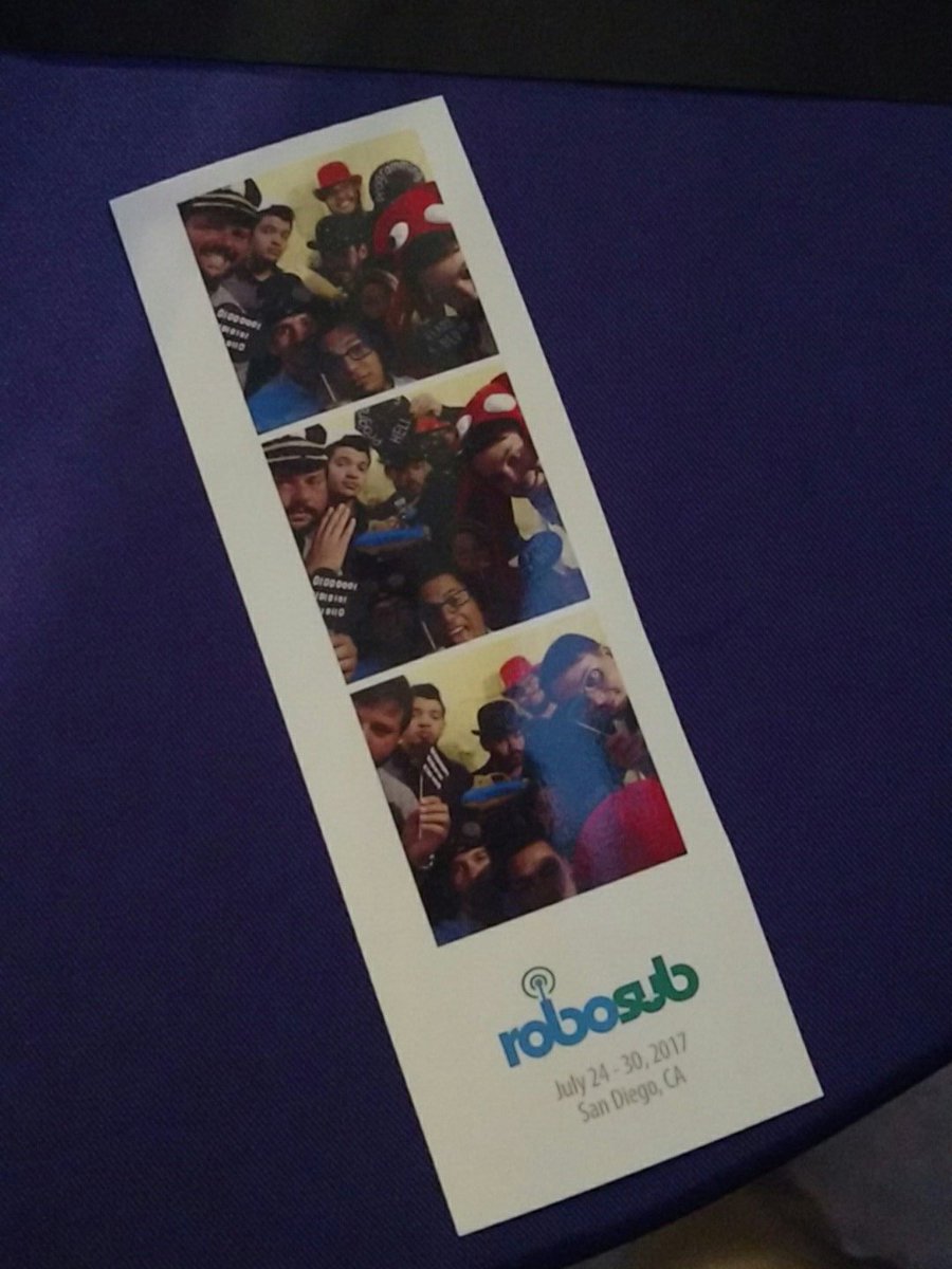 RUMarino_pr's tweet photo. Dont forget to go to the photo booth πΈ and upload your pictures #RoboSub2017 https://t.co/0pbd6KMmfN