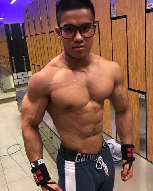 Musclemania On Twitter Musclemania® Asia Muhammad Aidil Aidil Getting Show Ready The 5 5