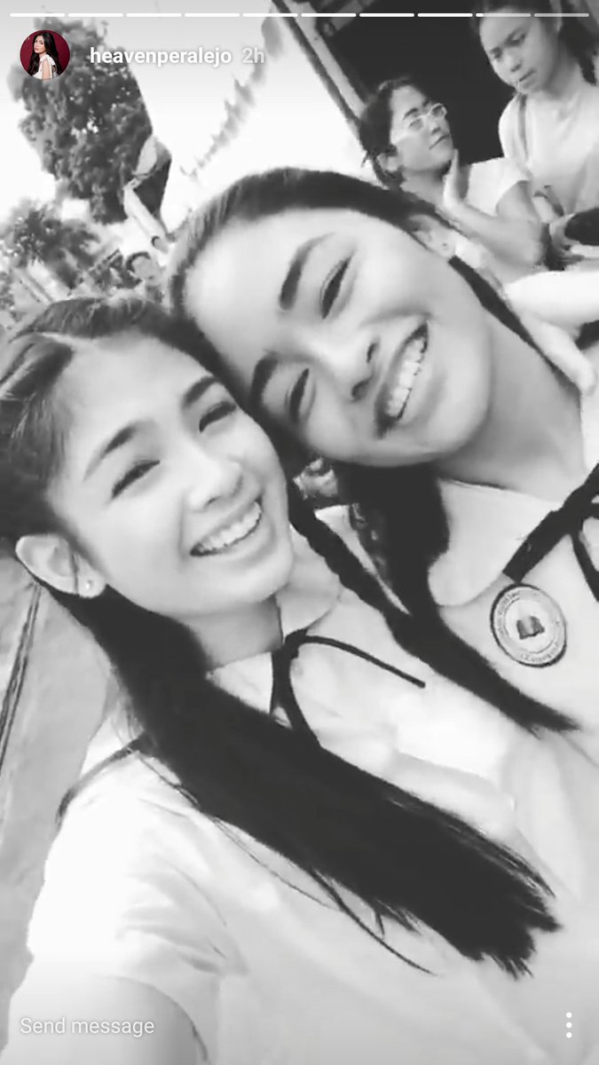 Wilma_Does's tweet photo. Sigurado ko mataas ang rating ng MMK sa Saturday😊 Trending pa! MarNigo x Vivoree x Heaven yan eh! 👊 Diba fanm?😍

Ctto https://t.co/gpItB5gozM