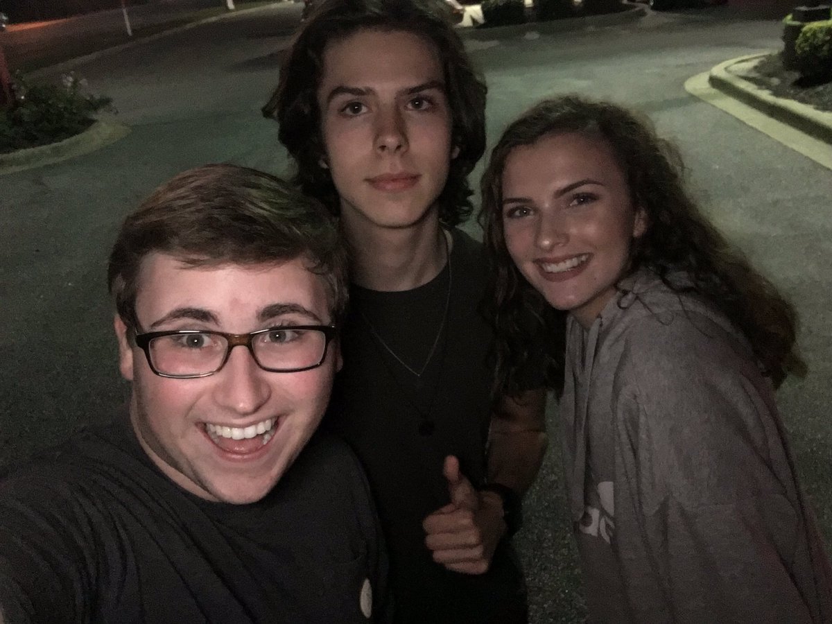 jtimsuggs's tweet photo. I love how I look super excited and @noeldotson25 looks happy and then you see @carsonsmunn who looks completely dead inside. #FBFSquad https://t.co/6QE61kszFD