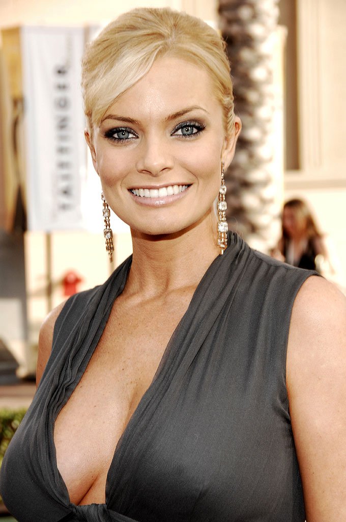 Happy Birthday Jaime Pressly 