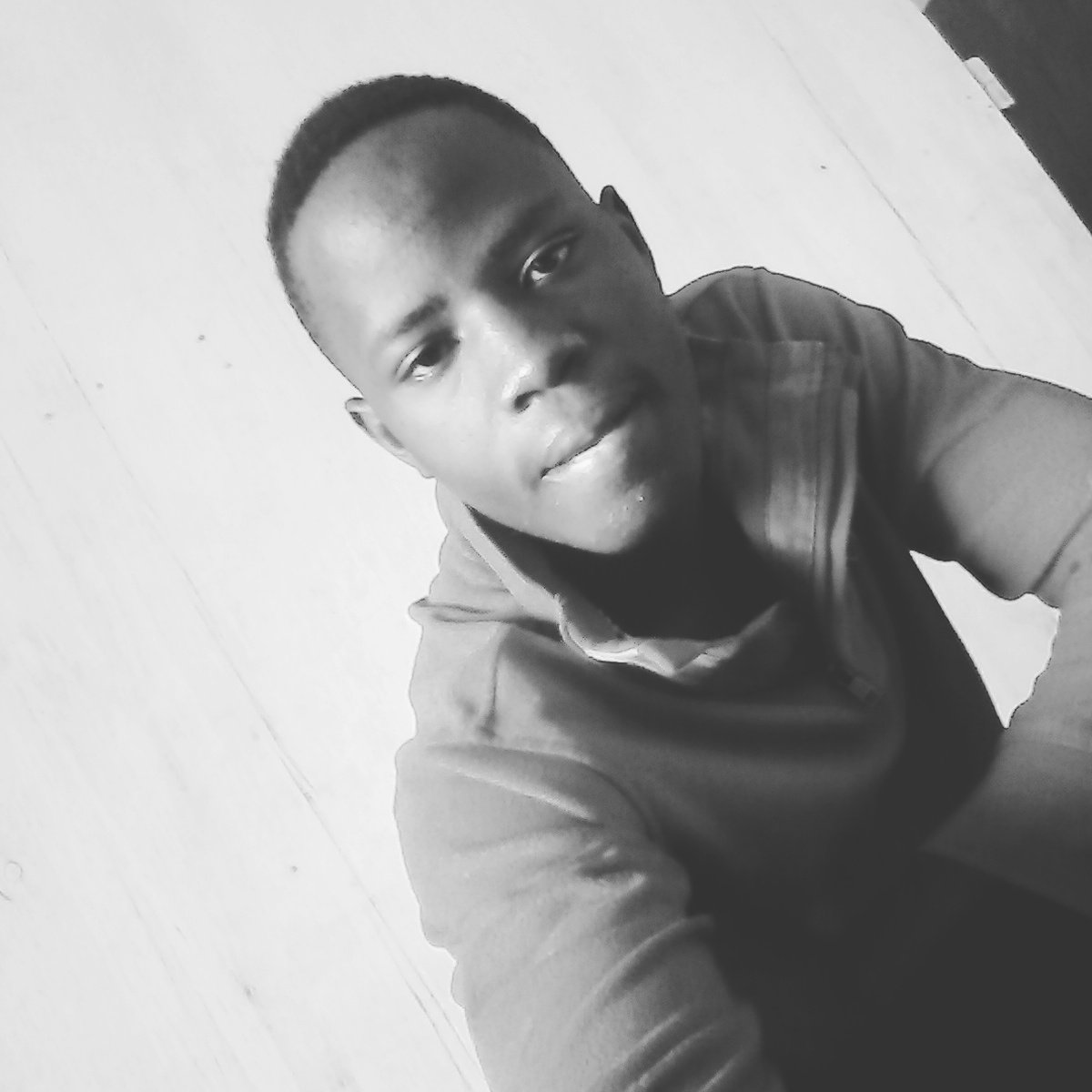 SewattiD's tweet photo. #NewProfilePic https://t.co/fGkcBcuw0S